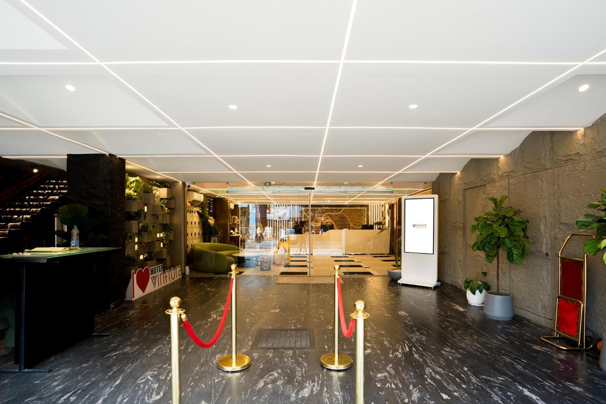 Oriva Vinflora Residency - Nr Lv Prasad Hospital, Banjara Hills Hotel Haiderabad Buitenkant foto