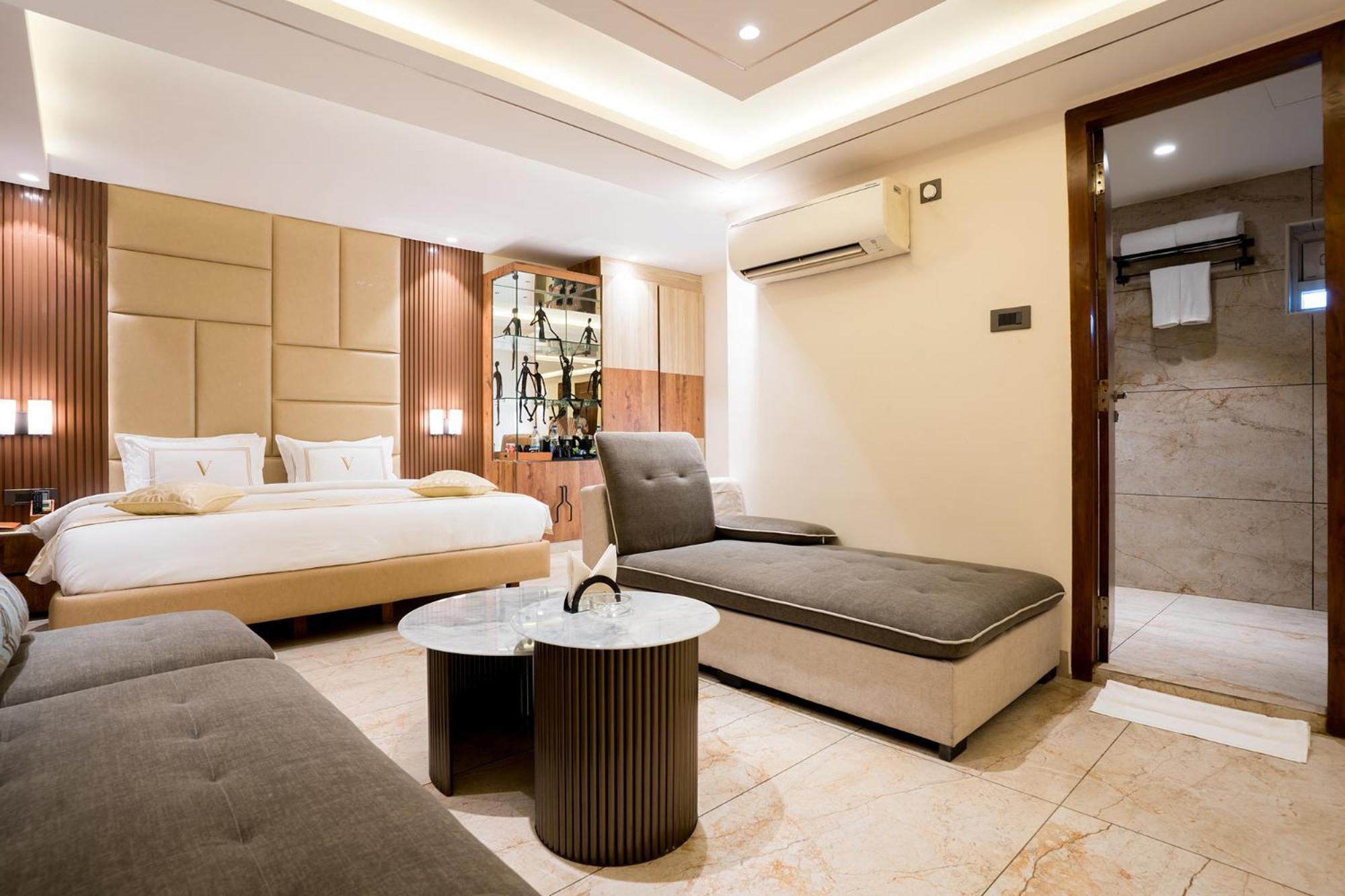 Oriva Vinflora Residency - Nr Lv Prasad Hospital, Banjara Hills Hotel Haiderabad Buitenkant foto