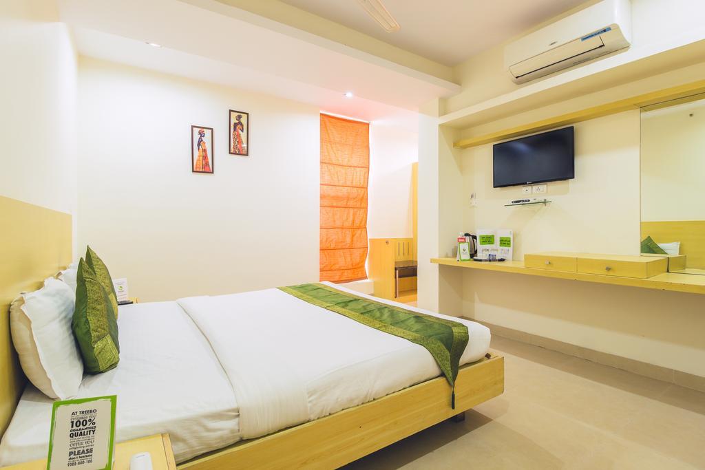 Oriva Vinflora Residency - Nr Lv Prasad Hospital, Banjara Hills Hotel Haiderabad Buitenkant foto