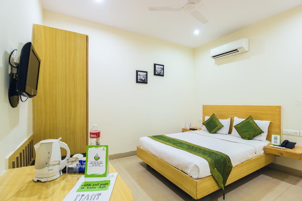 Oriva Vinflora Residency - Nr Lv Prasad Hospital, Banjara Hills Hotel Haiderabad Buitenkant foto